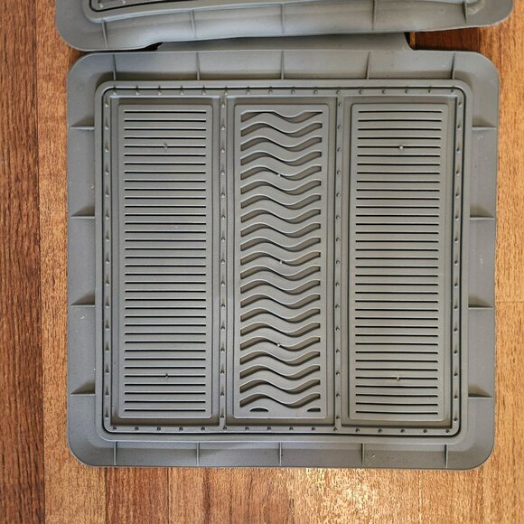 2 Goodyear Back Seat Car Floor Mats All-Weather Rubber For Dirt & Mud Protection - Picture 4 of 6